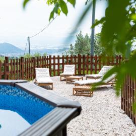 Seaview, Mountains & Relax with TWO Pools - Rifugio Dorotea, hotel in Salerno