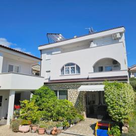 Apartmani Kurjaković - Punat, khách sạn ở Punat