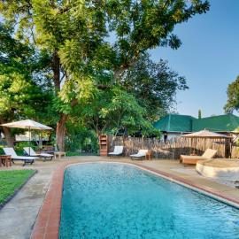 Kamunjila Lodge, hotell i Livingstone