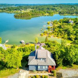 Lake View Cabin Incredible Panoramic Views, Spa, hotel in Sevierville