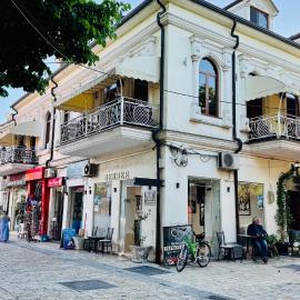 Symphony Hostel Shkoder, hotel em Shkodër