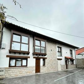 Apartamentos El Calleral