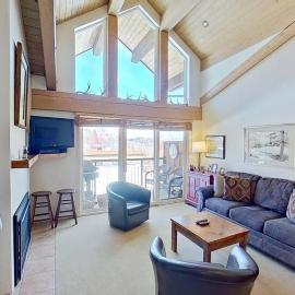Crestwood 3310 Standard 1 Bedroom Plus Loft