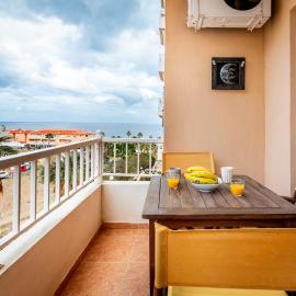 Cerca de la playa y cómodo by CABANA Rentals