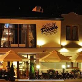RESTAURACJA KAWIARNIA POKOJE do WYNAJĘCIA, hotel en Rymanów-Zdrój