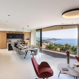 Modern Villa in Dubrovnik with Infinity Rooftop Pool