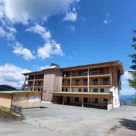 Urlaubsspaß am Nassfeld Ski-Wandern-Mountainbiken Hermagor, Hotel in Hermagor