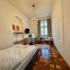 Vintage Rooms, хотел в Пшемишъл