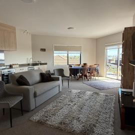 Bright & Fresh with great views