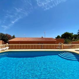 Villa June