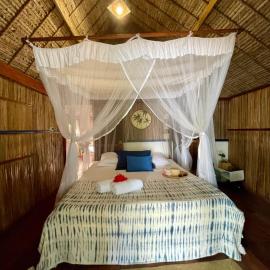 Ravenala Lodge, Bungalow et Maison Ile aux Nattes, Hotel in Ile aux Nattes