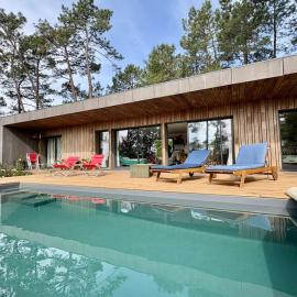 La Villa du Bout du Monde, Pool & Jacuzzi, hotel in Soorts-Hossegor