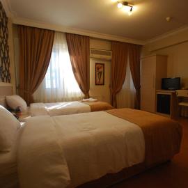 Mini Hotel, hotel u Izmiru