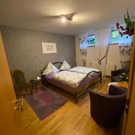 Zimmer 2 inkl eigenem Bad, hotel i Waldböckelheim