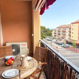 Apartment Le Rabelais-1 by Interhome, hotel in Saint-Aygulf