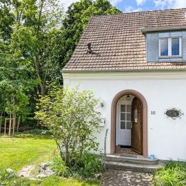 Holiday Home Seeglück by Interhome, hotel v mestu Schwerin