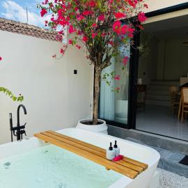 Cozy Living Kalos Villa, hotel u gradu Kerobokan