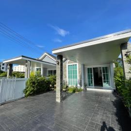 บ้านพักขอนแก่น บ้านมั่งมี ใจกลางเมือง、Ban Chekのホテル