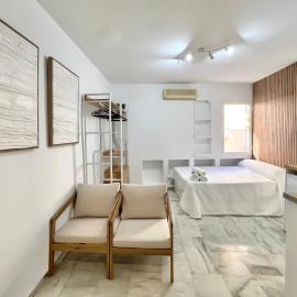 La Plaza City Center & Beach Cozy Studios