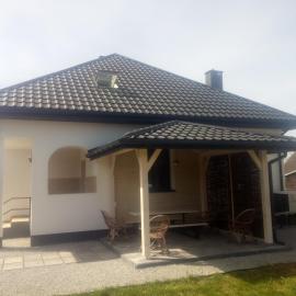 Noclegi Sarzyna 183 staroniowska, hotel in Nowa Sarzyna
