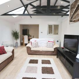 Four bedroom House on Passage road