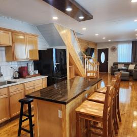 Nestled Away- Comfortable 3BDRM, Central Location