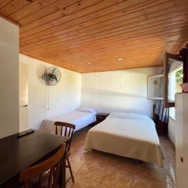 Apart Los lirios, hotel in La Porteña