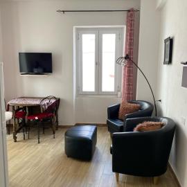 Vals Peter's Home, hotel en Jerzu