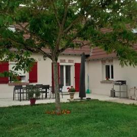 Appartement confortable avec piscine, proche des châteaux de la Loire., hotel a Cour-Cheverny