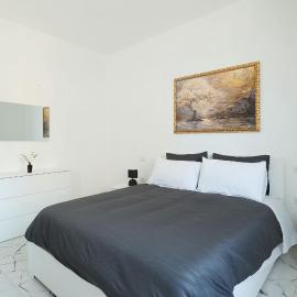 Free Parking Elmi - due passi dal Lago Maggiore, hotell i Arona