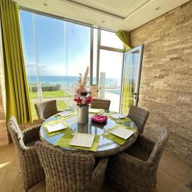 Appartement moderne avec vue mer