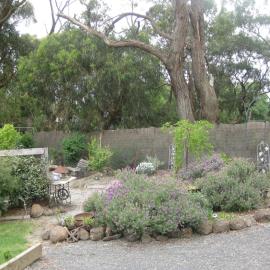 Honeyeater Cottage, hotel di Seville