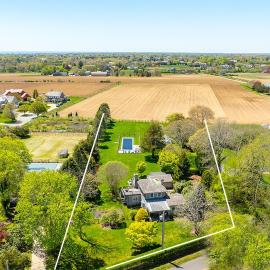 Classic Wainscott East Hampton Home, hotel v destinaci Wainscott