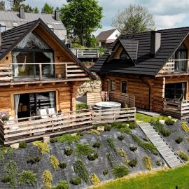 Domek z bali drewnianych w górach Jacuzzi & Balia - Osada Chełm, hotel di Stróża