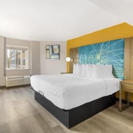 Best Western Plus Raleigh Crabtree Valley Hotel, hotel em Raleigh