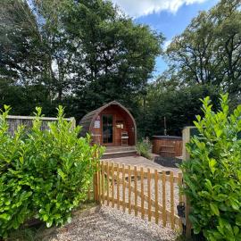 Smart glamping site in longtown, with veiws of the Black Mountains, ξενοδοχείο σε Longtown