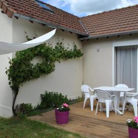 Maison confortable et lumineuse près de Tours, hotel v destinaci Montbazon