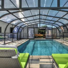 Grande maison moderne avec piscine à Tours, proche du centre-ville et de la Loire à Vélo - FR-1-381-231