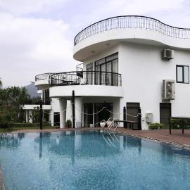 3BR Lake View Ivory Hoa Binh Villa