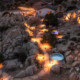Cozy Retreat Amidst Boulders, hotel em Yucca Valley