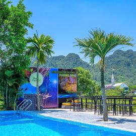 Jungle Boss Homestay، فندق في فونغ نها