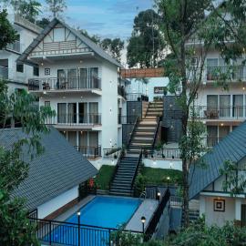 Evaara Resorts, ξενοδοχείο σε Anachal