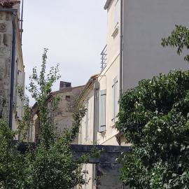 Le nid, hotel a Saintes