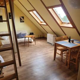 Apartamenty Na Poddaszu, hotel v destinácii Bierdzany