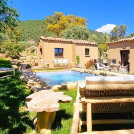 Domaine de Gialla Bergerie Figa, 4 pers, piscine chauffée, 10 mn plage, Hotel in Arraggio