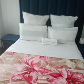 Moonlight Guest House, hotell sihtkohas Boksburg