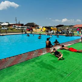 The Essence Resort, Hotel in Clarence