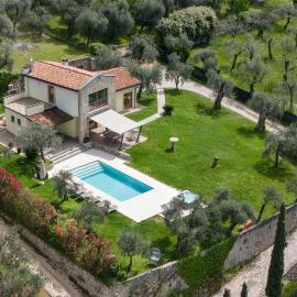 Villa Cipressi - Luxuri Lounge -, hótel í Malcesine