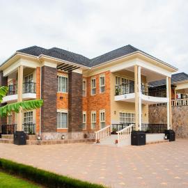 The Georges Residence, hotel in Kabale