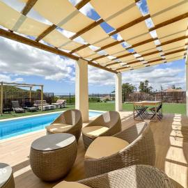 Modern Villa - Private Pool - River Views - POV01